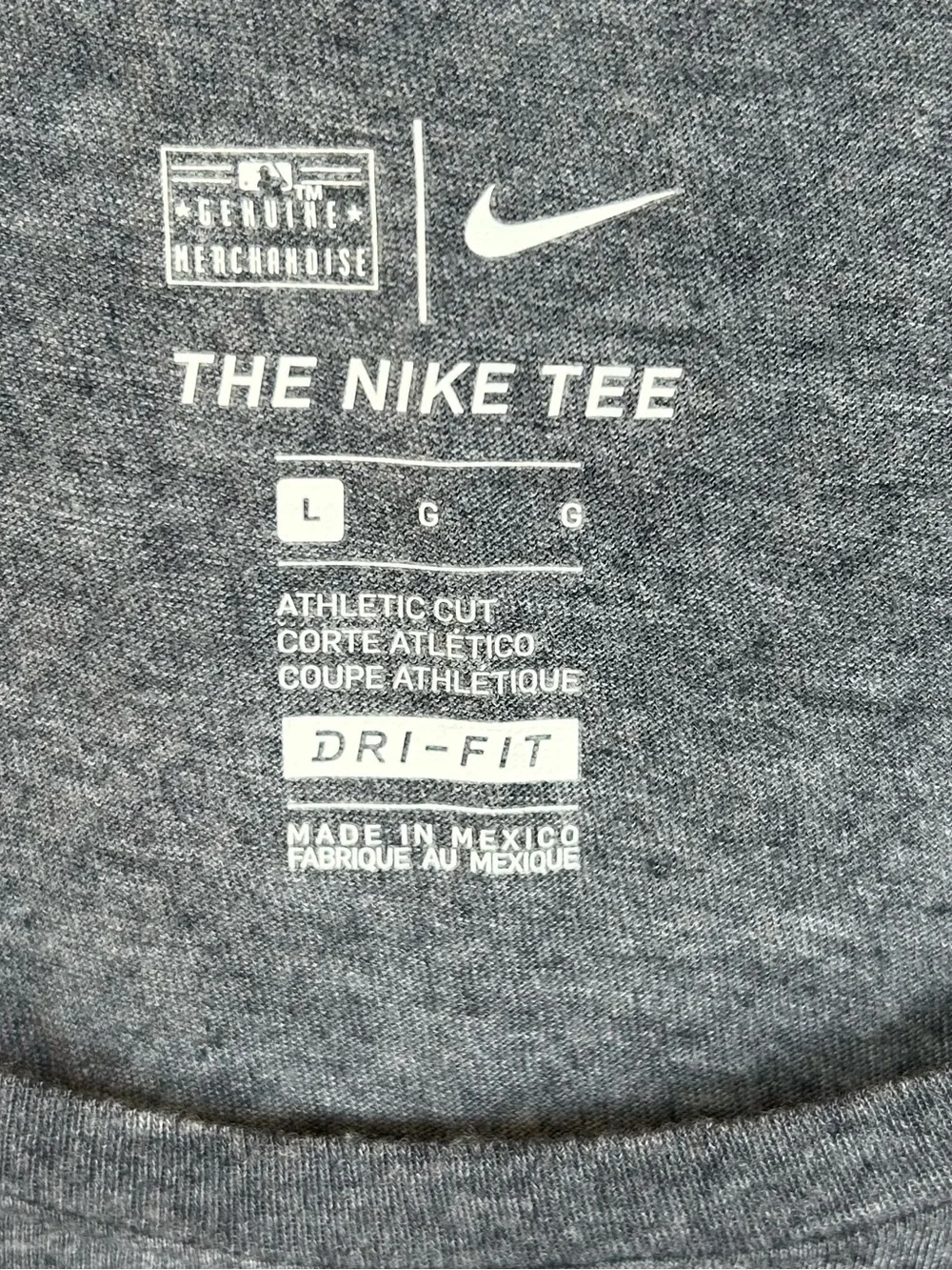 Nike Boston Red Sox Short-Sleeve Tee Women’s Size L